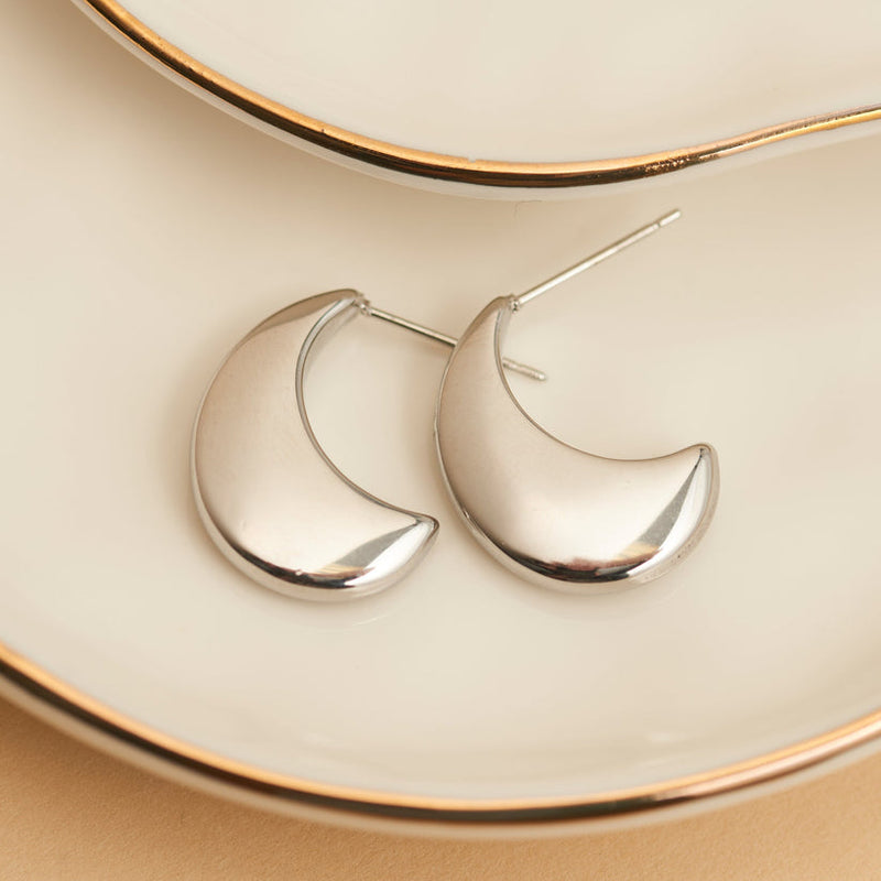 Pointed Waterdrop Earrings