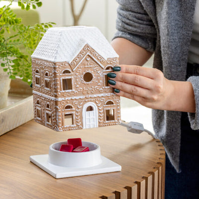 Gingerbread House Candle Warmer