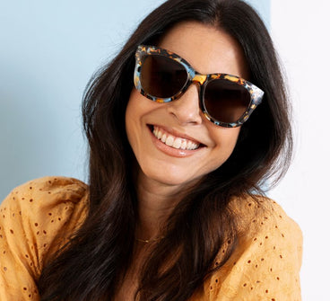 Peepers Sunreaders Bifocal Center Stage in Blue Quartz