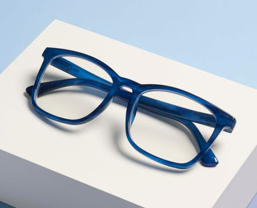 Peepers Eyeglass Bronco in Navy Horn