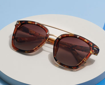 Peepers Sunglass Palm Beach in Caramel Quartz