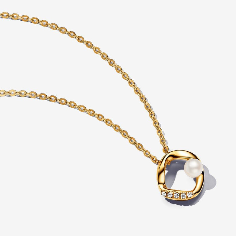 Organically Shaped Pavé Circle & Pearl Collier Pandora Necklace