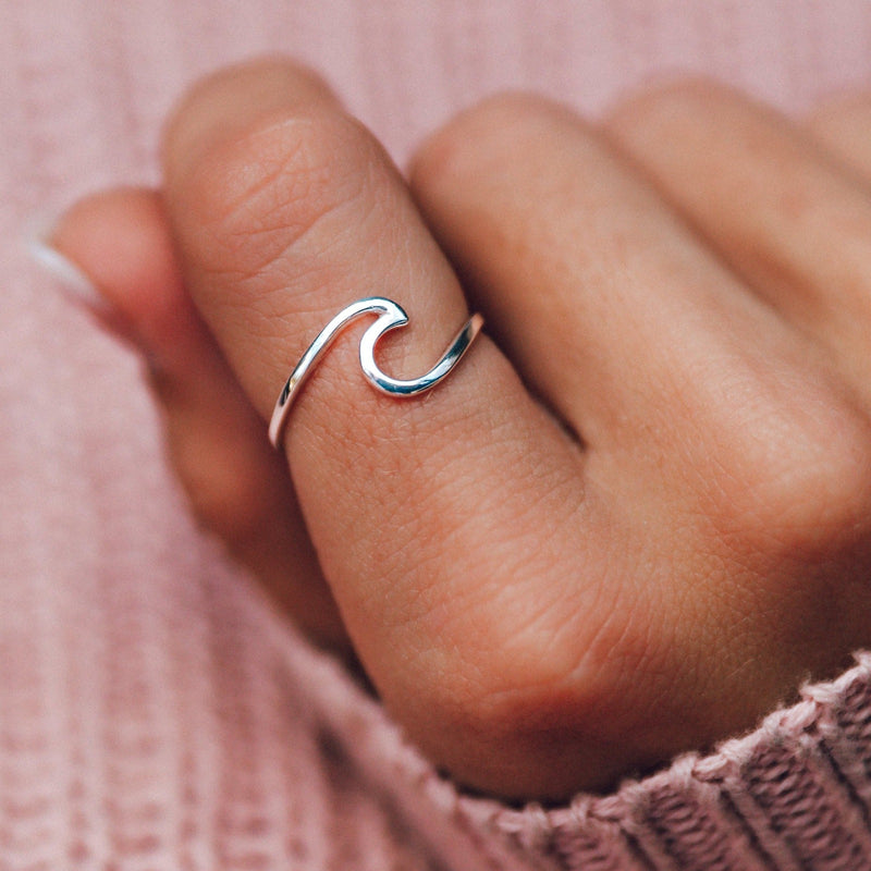 Pura Vida Wave Ring