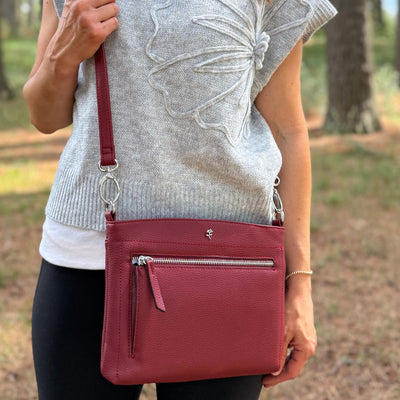Jenna Kator 906 Crossbody Bags