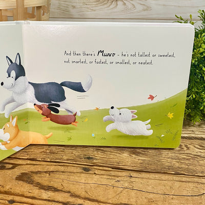 Munro in the Middle Jellycat Book