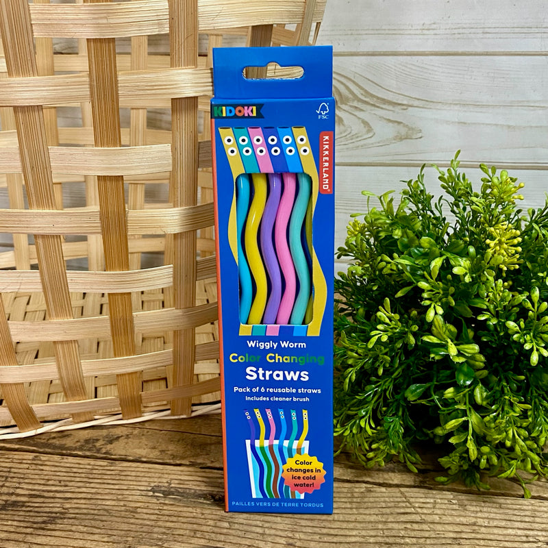 Wiggly Worm Color-Changing Straws