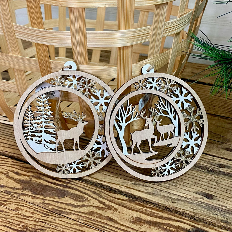 Wooden Circle Reindeer Ornaments