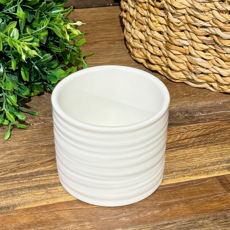 Everest White Ceramic Pot