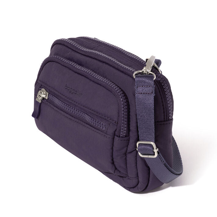 Sale Baggallini Triple Zip Bag