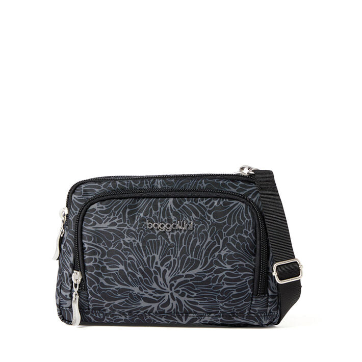 Trifecta Wallet Crossbody Baggallini