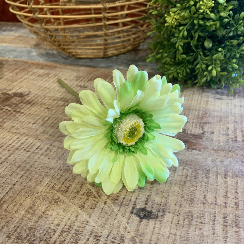Short Artificial Daisy Flowers